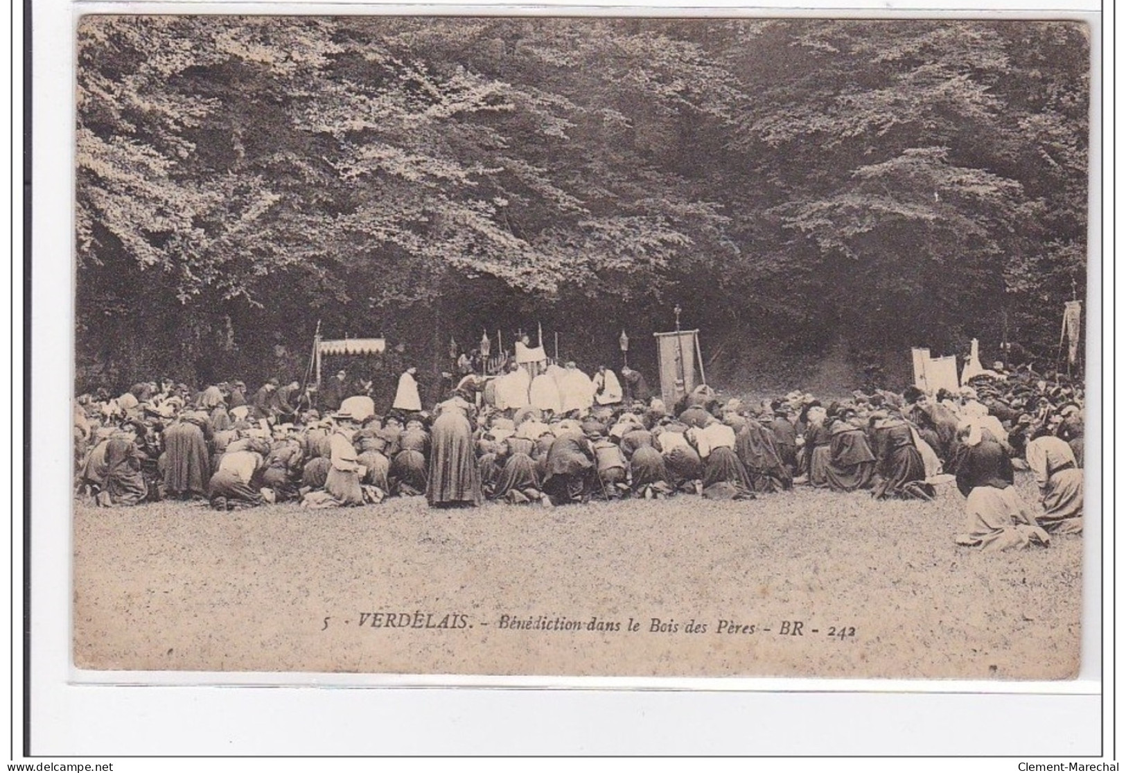 VERDELAIS : Benediction Dans Le Bois Des Peres -  Etat - Verdelais