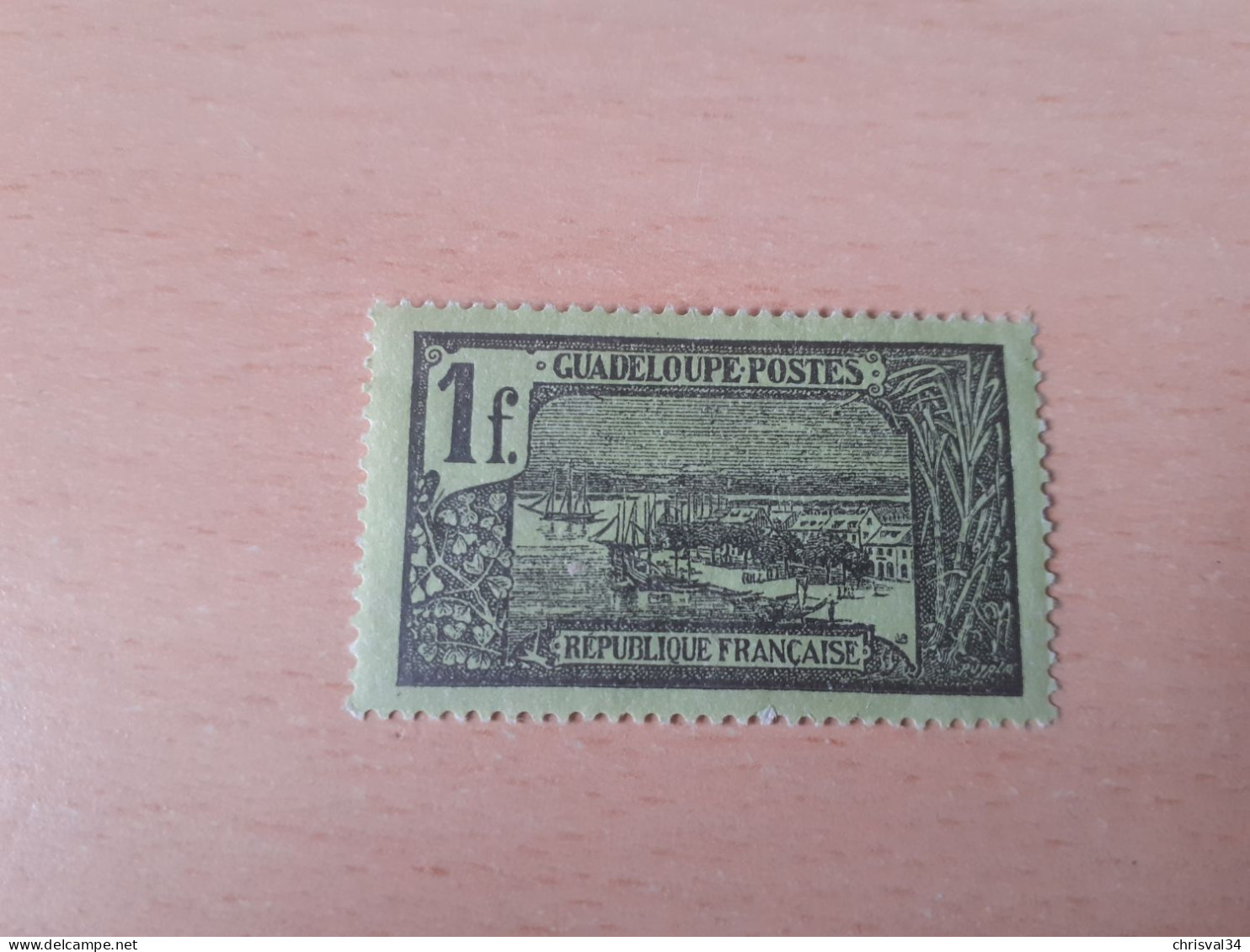 TIMBRE   GUADELOUPE       N  69     COTE  2,00   EUROS  NEUF  TRACE  CHARNIERE - Unused Stamps