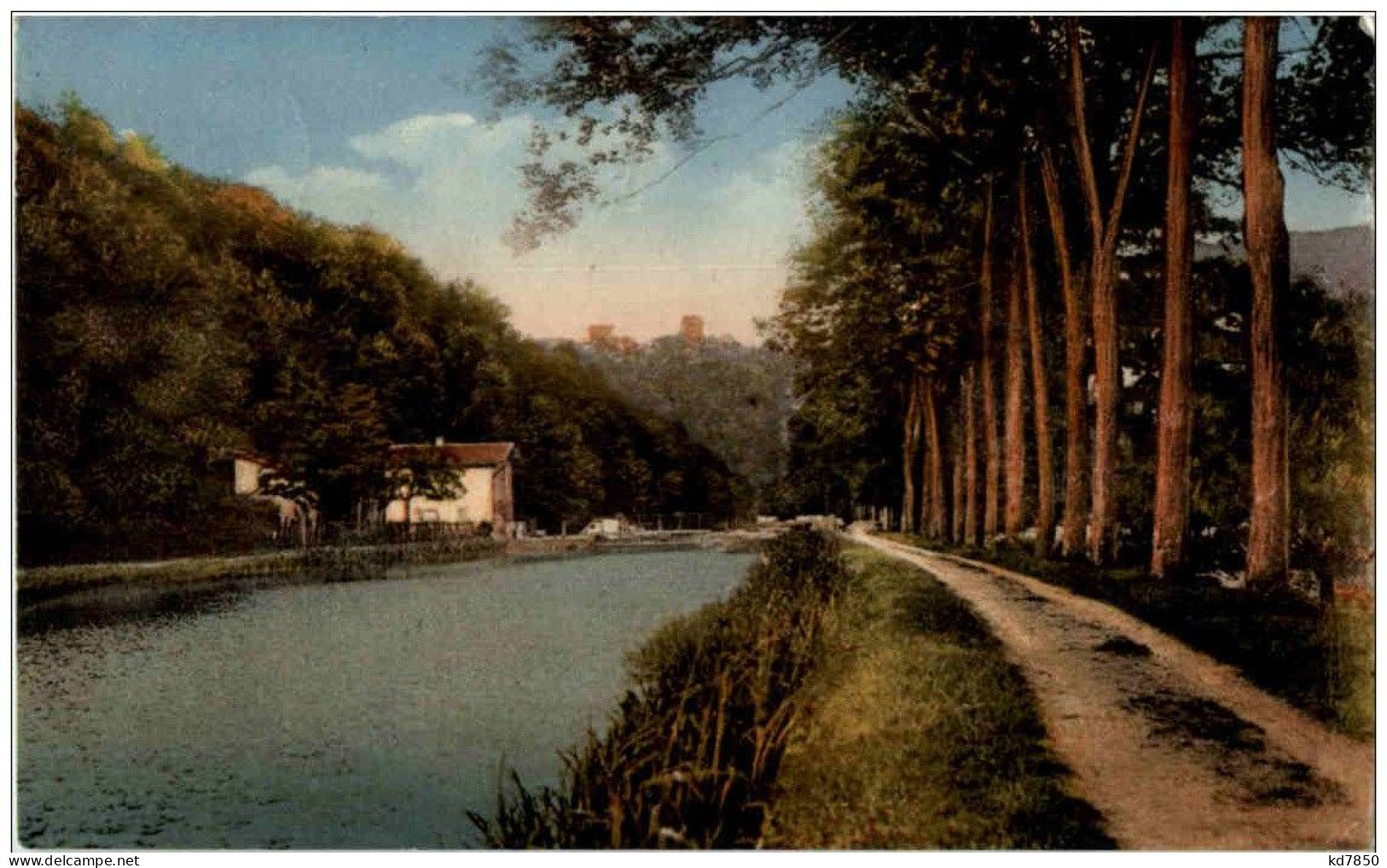 Vallee De La Zorn - Au Fond Les Ruines Du Chateau De Lutzelbourg - Saverne