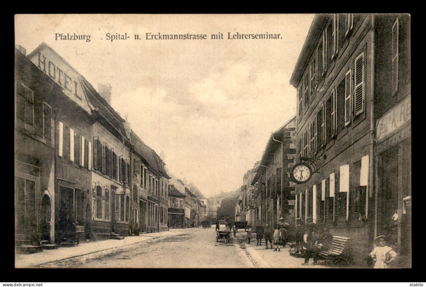 57 - PHALSBOURG - PFALSBURG - SPITAL UND ERCKMANNSTRASSE MIT LEHERERSEMINAR - Phalsbourg