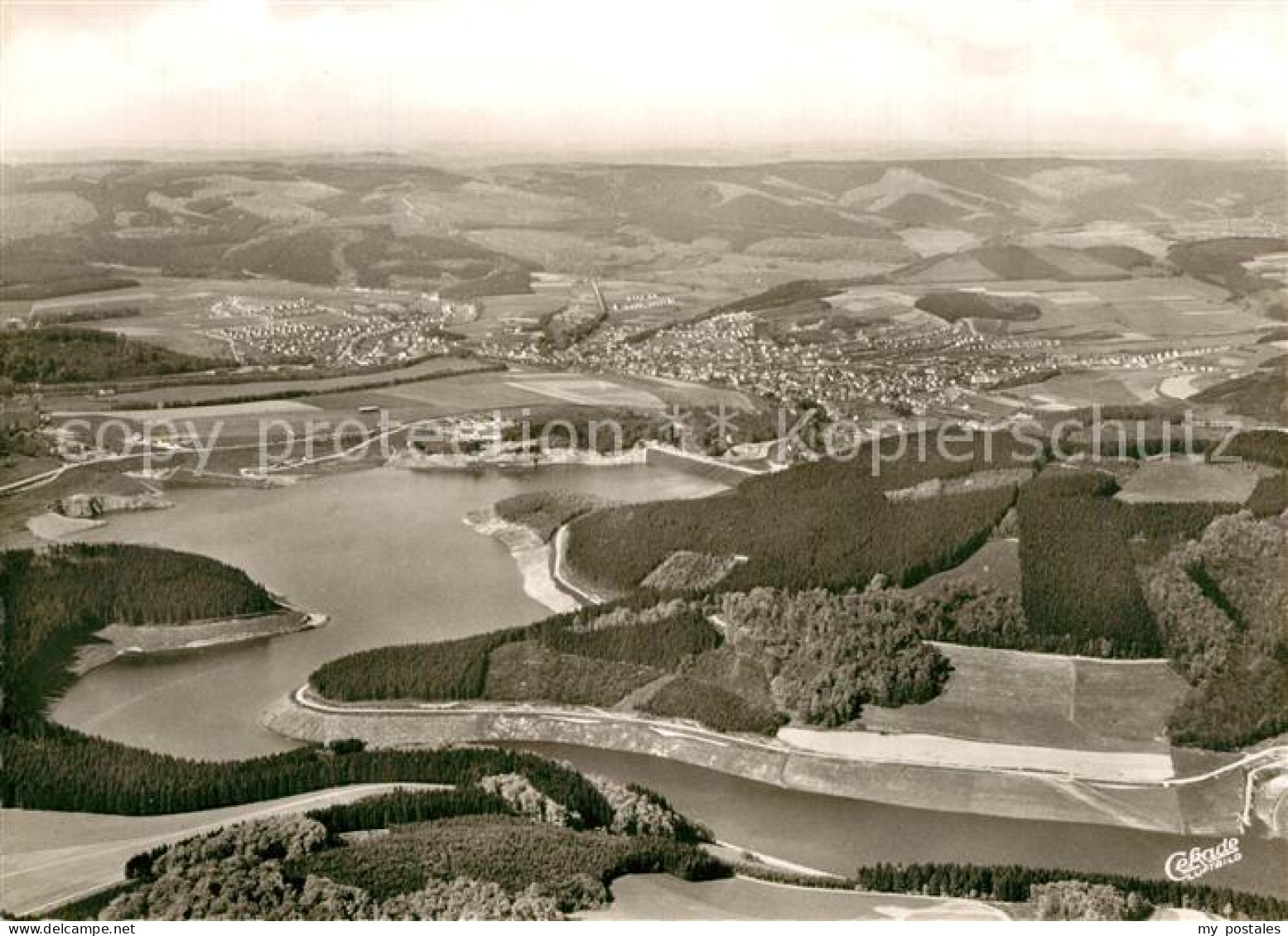 73618062 Meschede Fliegeraufnahme Hennesee Meschede - Arnsberg