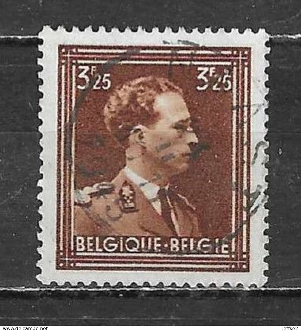 645  Leopold III Col Ouvert - Bonne Valeur - Oblit. Centrale NAAST - LOOK!!!! - 1936-1957 Open Kraag