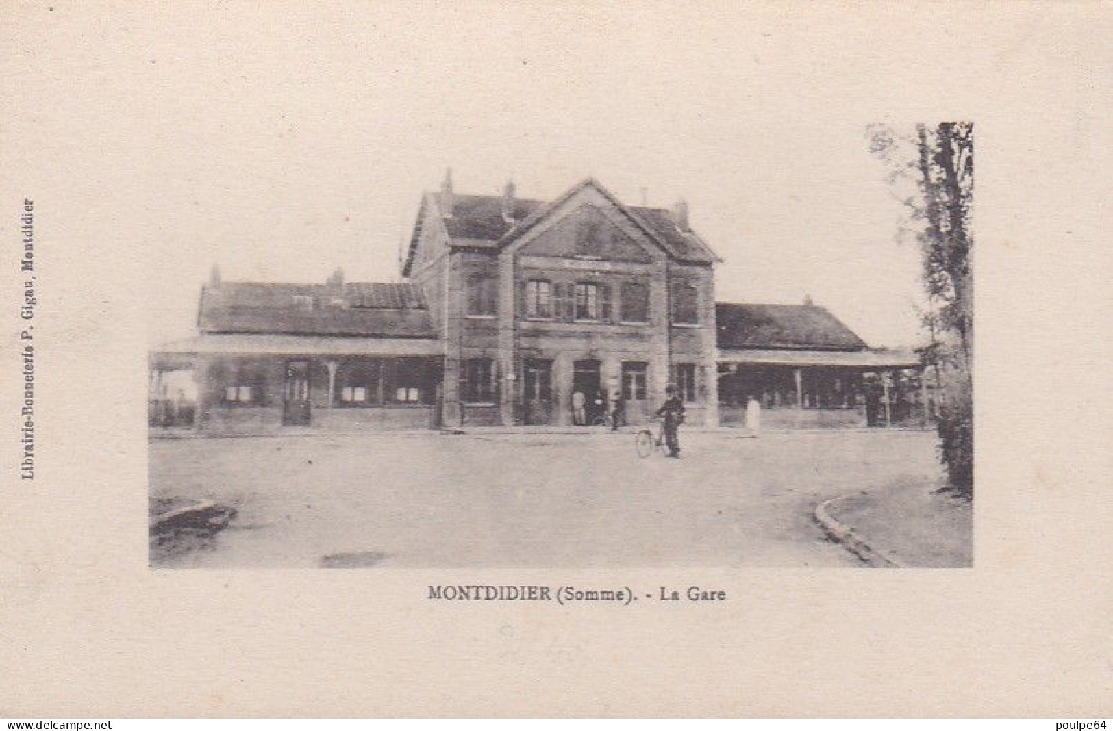 La Gare : Vue Extérieure - Montdidier