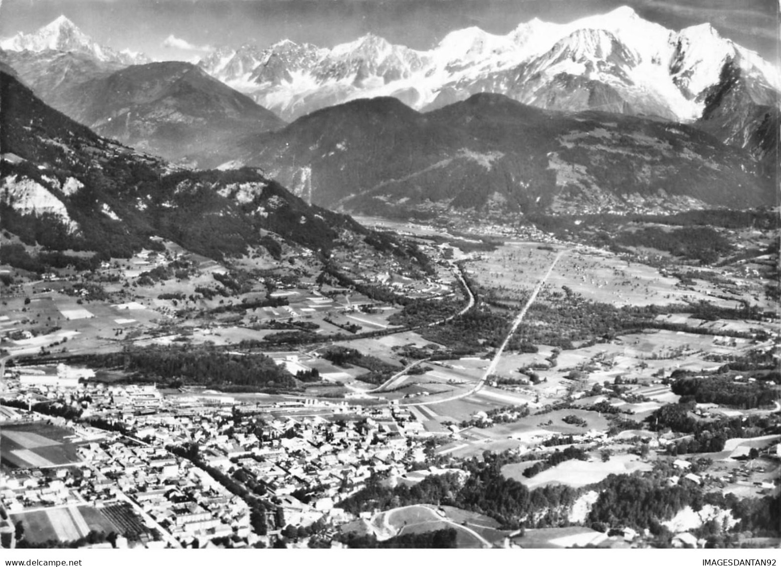 74 SALLANCHES #SAN50312 VUE GENERALE AERIENNE ET MASSIF DU MONT BLANC - Sallanches