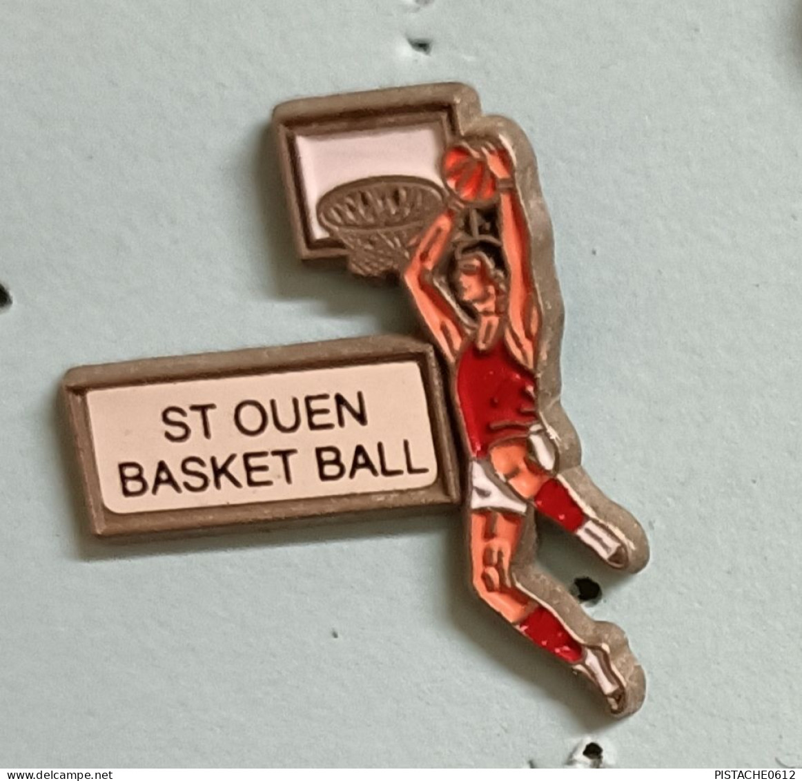 Pin's ST OUEN Basket Ball - Baloncesto