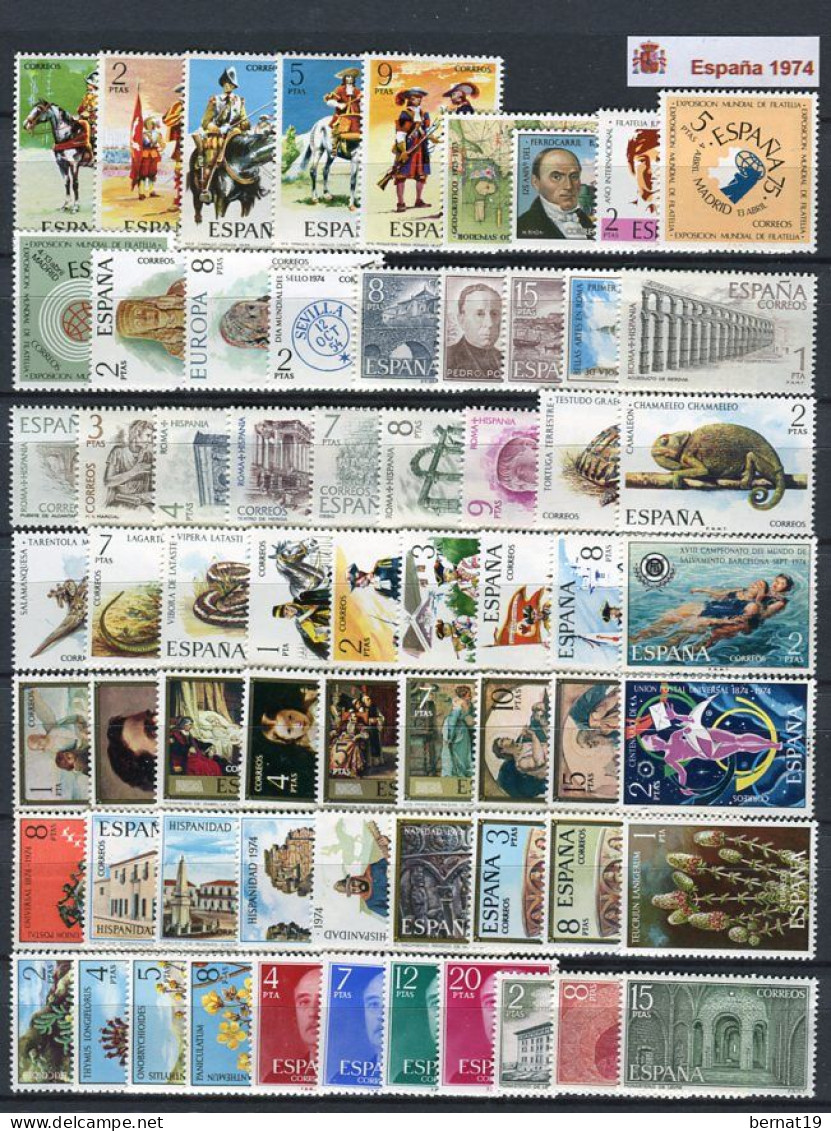 Spain 1970-1974 FIVE complete years ** MNH.