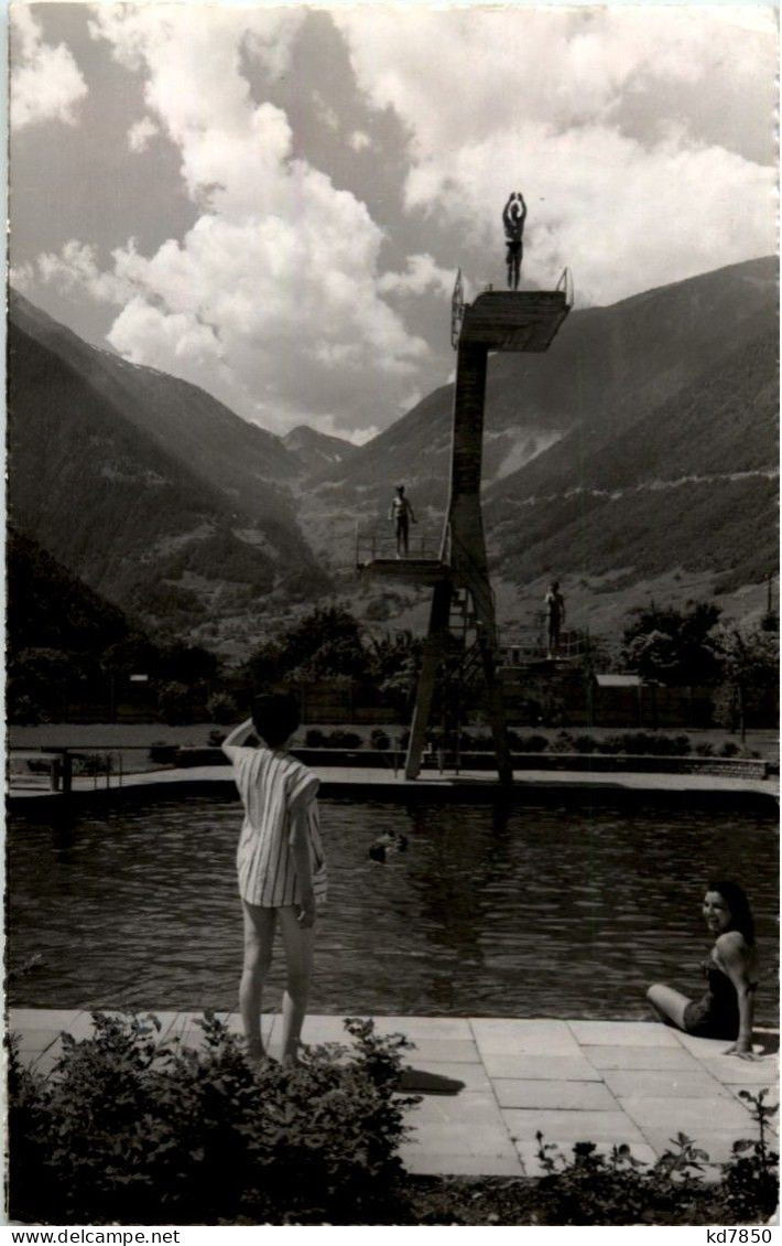 Martigny - Schwimmbad - Martigny