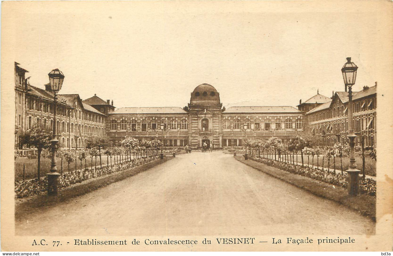 78 -  ETABLISSEMENT DE CONVALESCENCE DU VESINET - LA FACADE PRINCIPALE - Le Vésinet