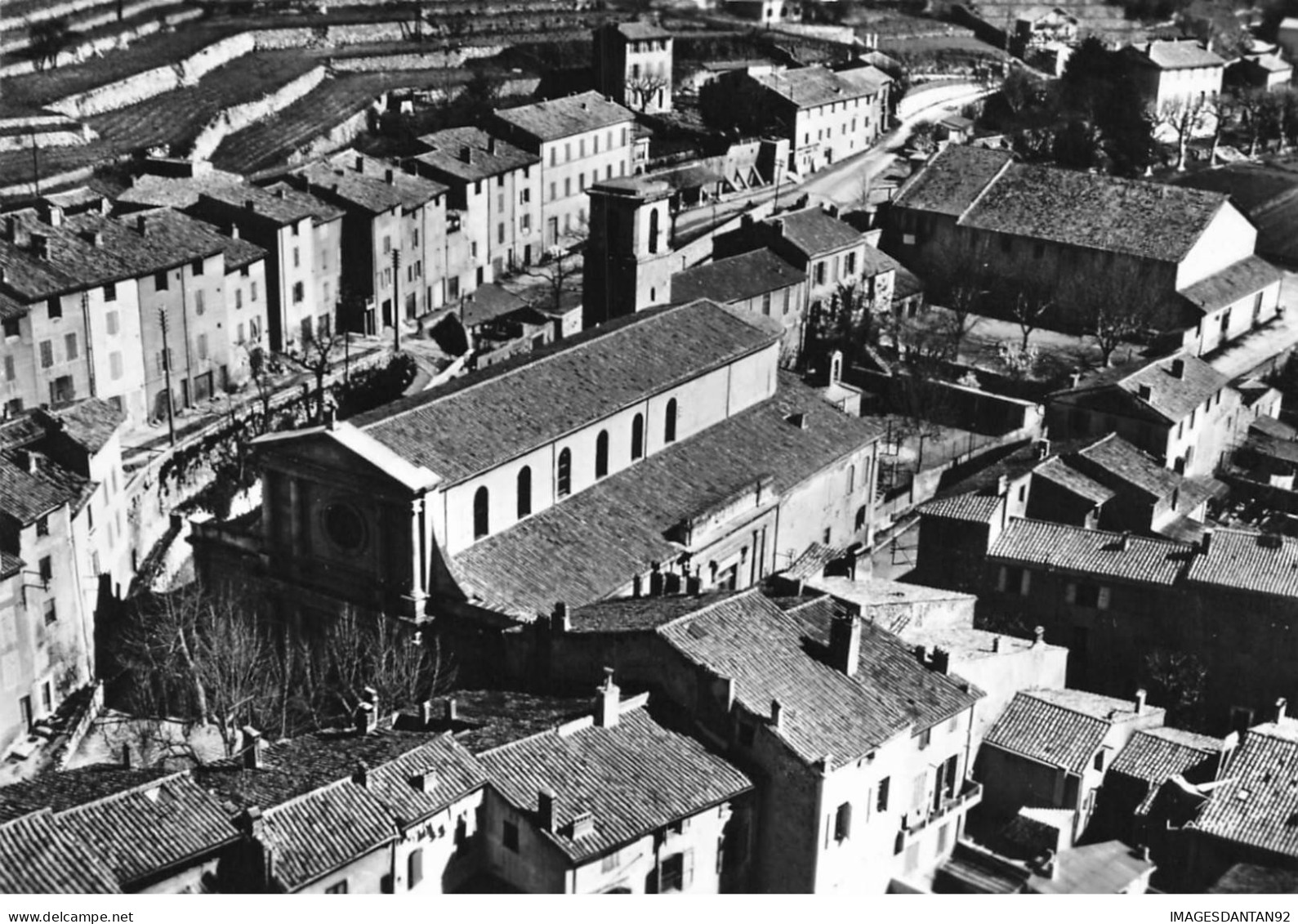 13 AURIOL AM#DC547 VUE AERIENNE DE L EGLISE ET UNE PARTIE DE LA VILLE - Auriol