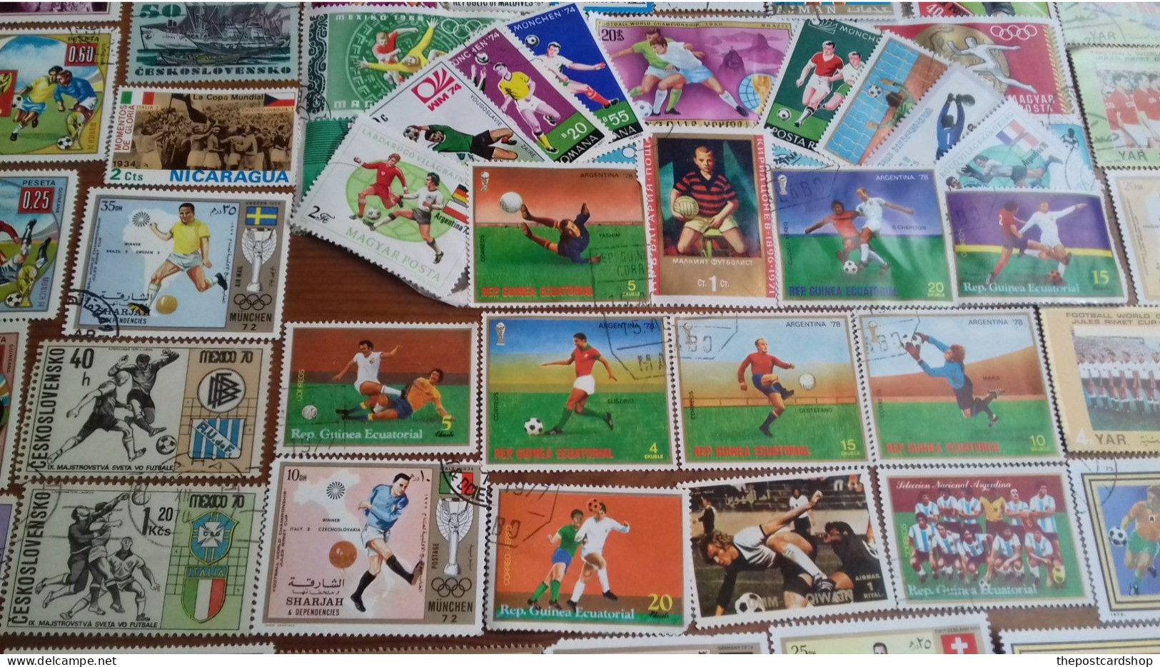 100 DIFFERENT FOOTBALL SOCCER STAMPS ALL ARE ALMOST FROM 50 YEARS AGO PELE BOBBY MOORE ETC