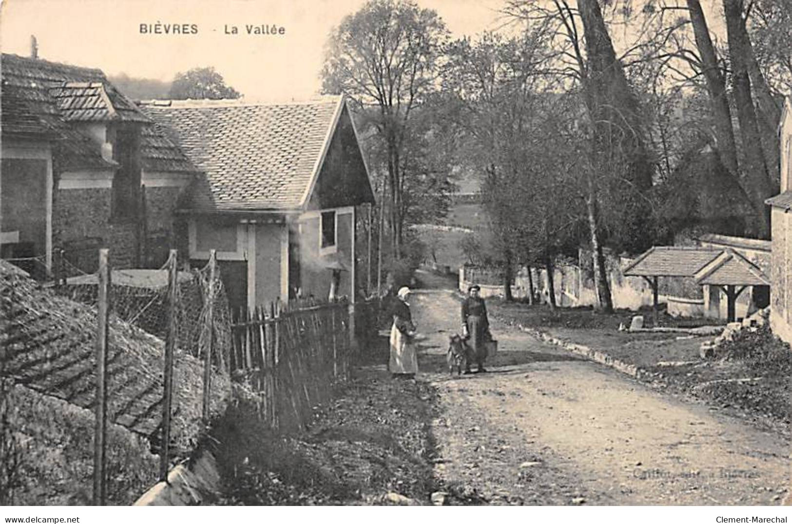 BIEVRES - La Vallée - Très Bon état - Bievres