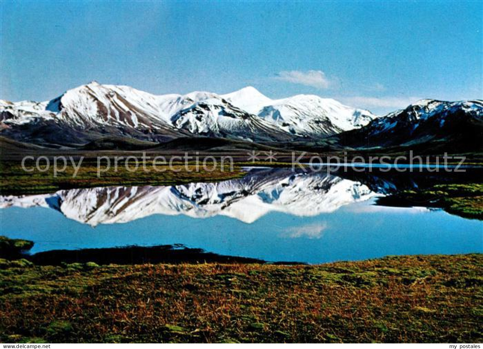 73479156 Island Lake Alftavatn Near Landmannalaugar Wasserspiegelung Island - IJsland