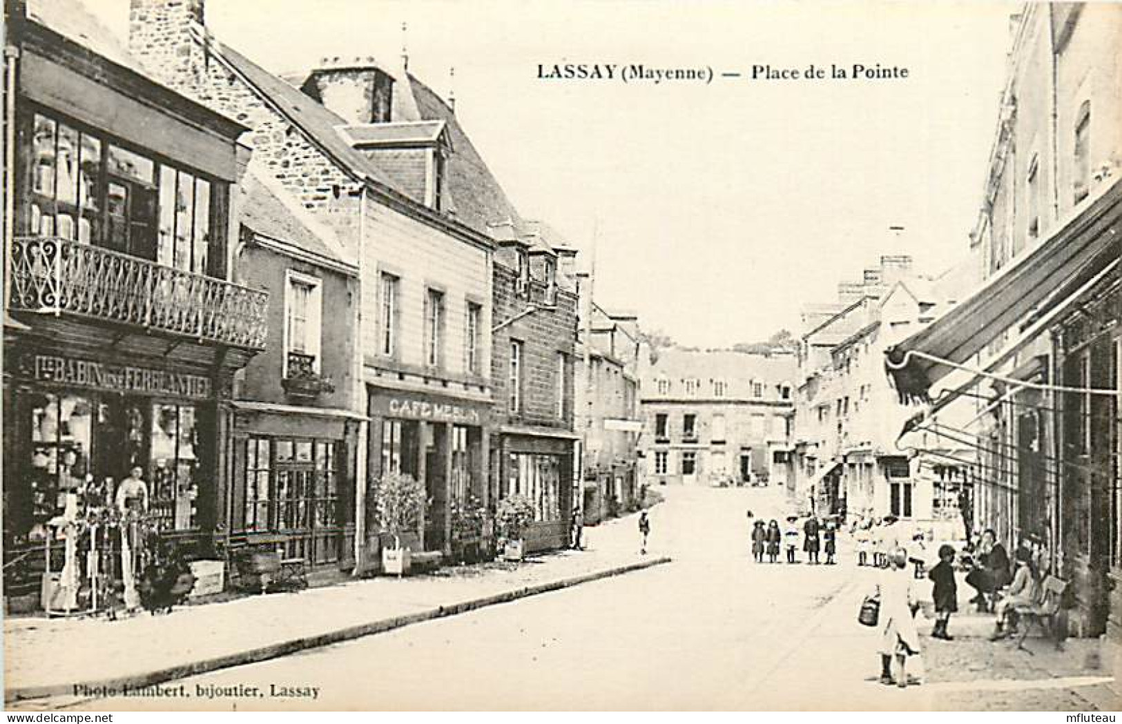53* LASSAY Place De La Pointe        MA102,0482 - Lassay Les Chateaux