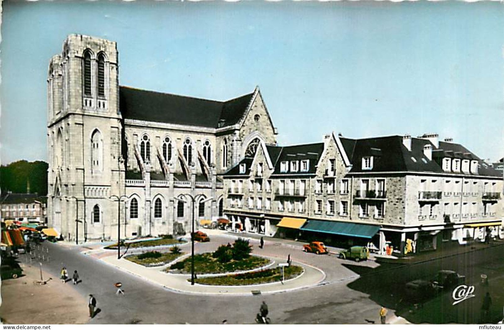 61* FLERS Eglise St Germain CPSM(9X14)        MA105,1190 - Flers