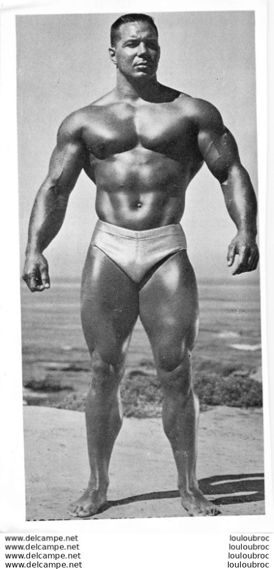 PHOTO HOMME EN MAILLOT DE BAIN CULTURISME CULTURISTE   27 X 13.50 CM - Sporten