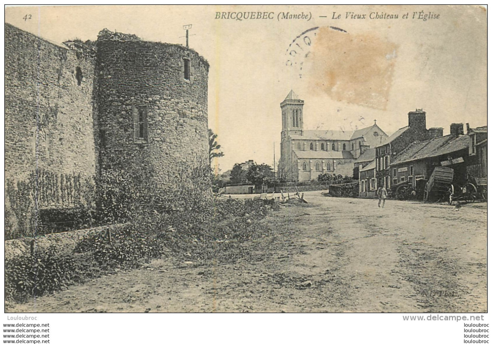 BRICQUEBEC LE VIEUX CHATEAU ET L'EGLISE - Bricquebec