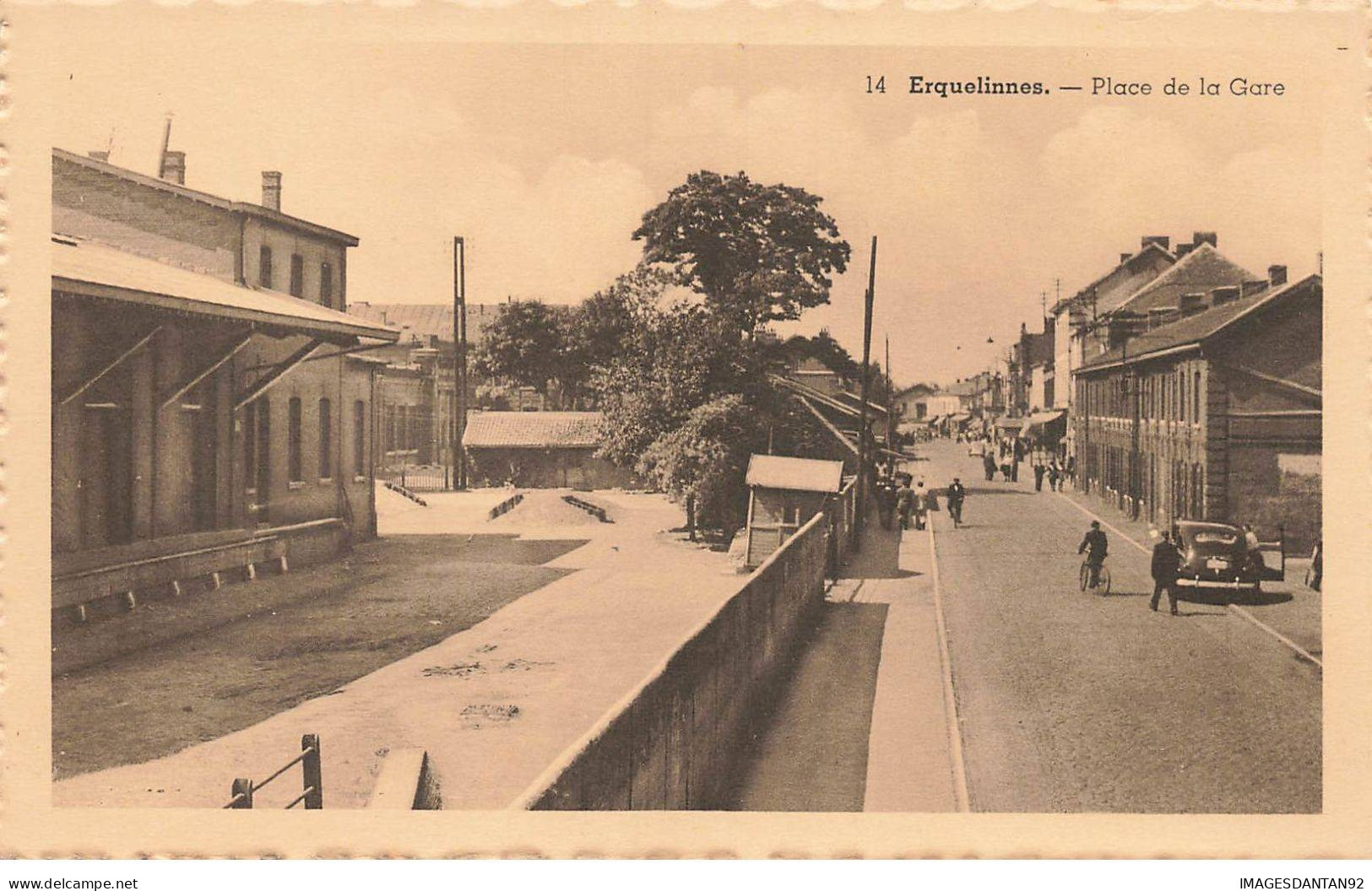 BELGIQUE AP#DC152 ERQUELINNES LA PLACE DE LA GARE - Erquelinnes