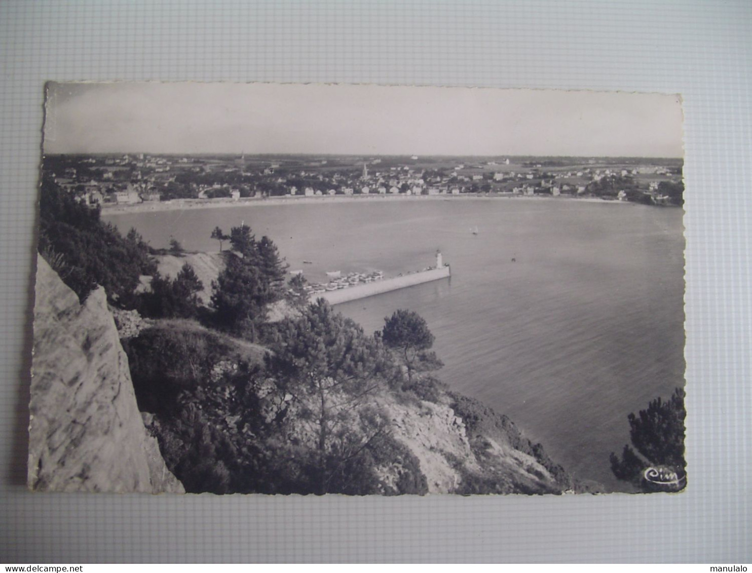 D 22 - Erquy - La Jetée Et Vue Sur La Plage Du Centre - Erquy