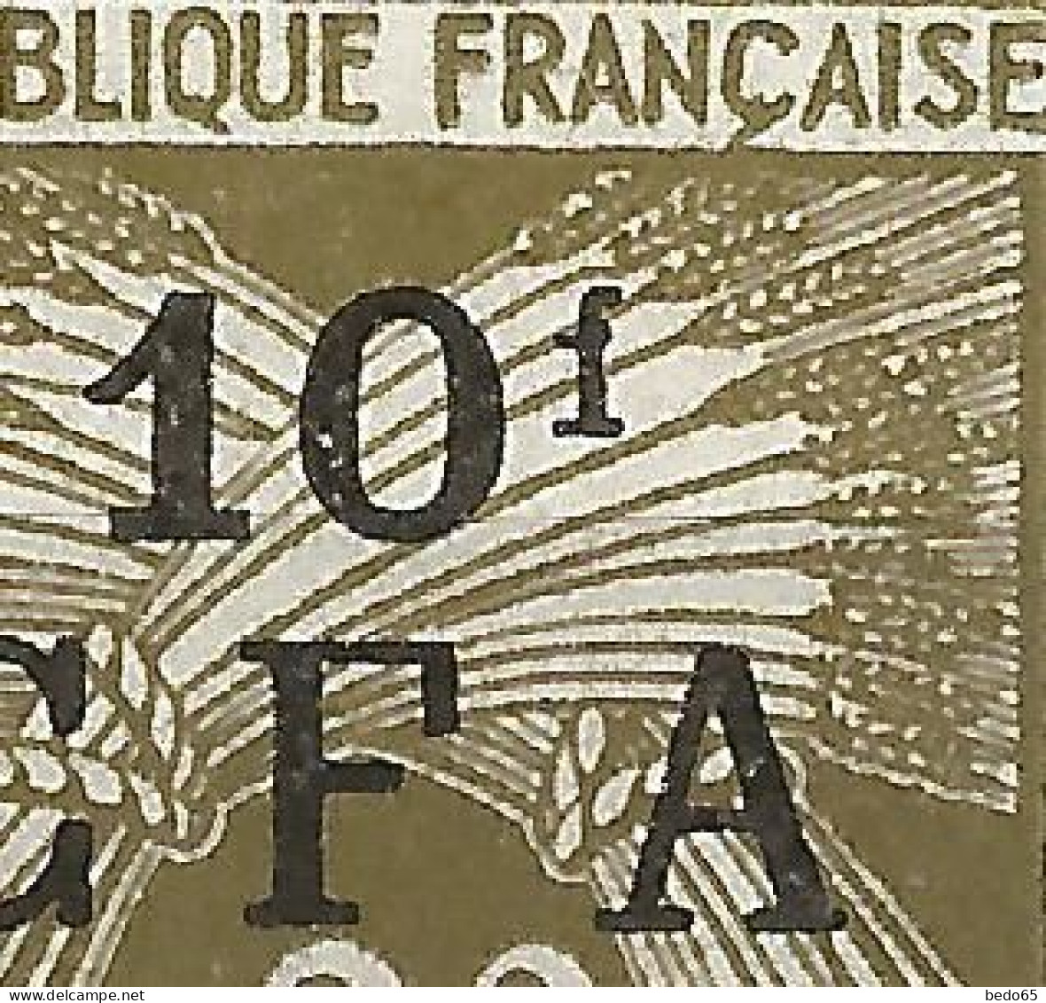 REUNION Taxe N° 42 Bloc De 4  Variétée Barre Du F Plus Courte NEUF** LUXE SANS CHARNIERE NI TRACE / Hingeless  / MNH - Segnatasse