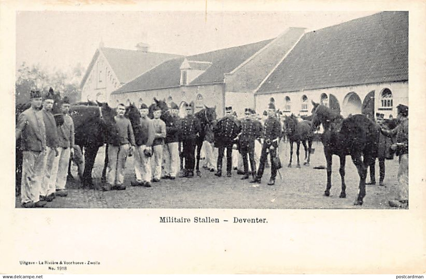 DEVENTER (OV) Militaire Stallen - Uitg. La Rivière 1918 - Deventer