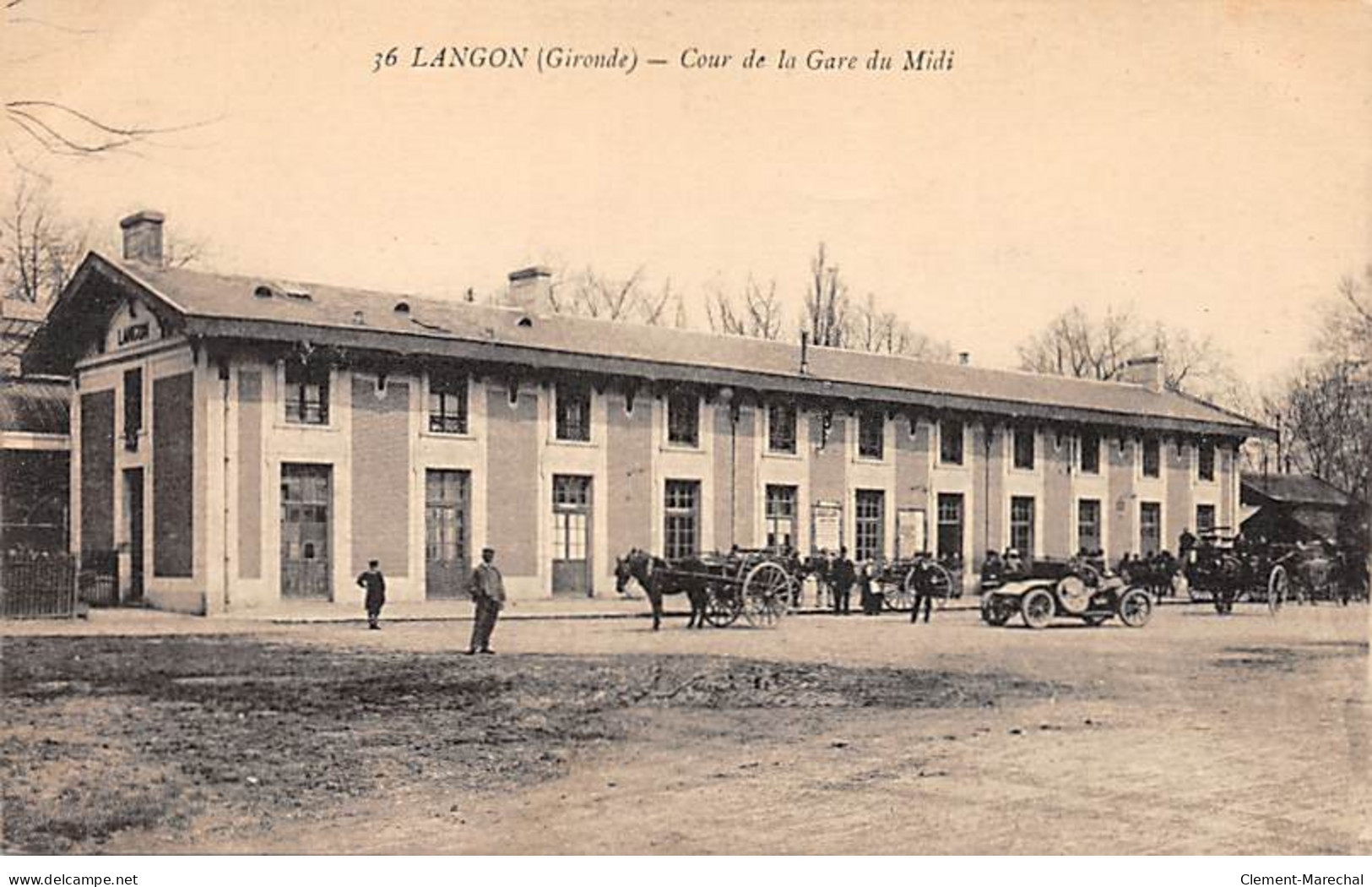 LANGON - Cour De La Gare Du Midi - Très Bon état - Langon