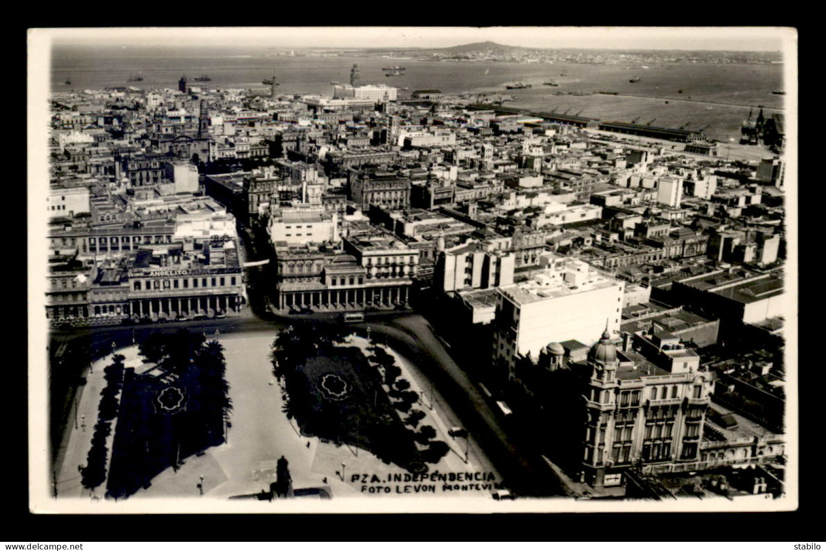 URUGUAY - MONTEVIDEO - PLAZA INDEPENDENCIA - Uruguay