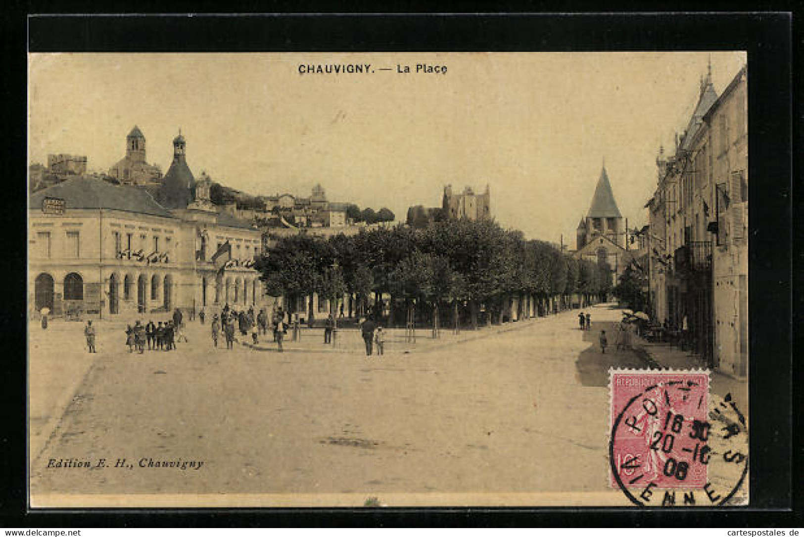 CPA Chauvigny, La Place  - Chauvigny