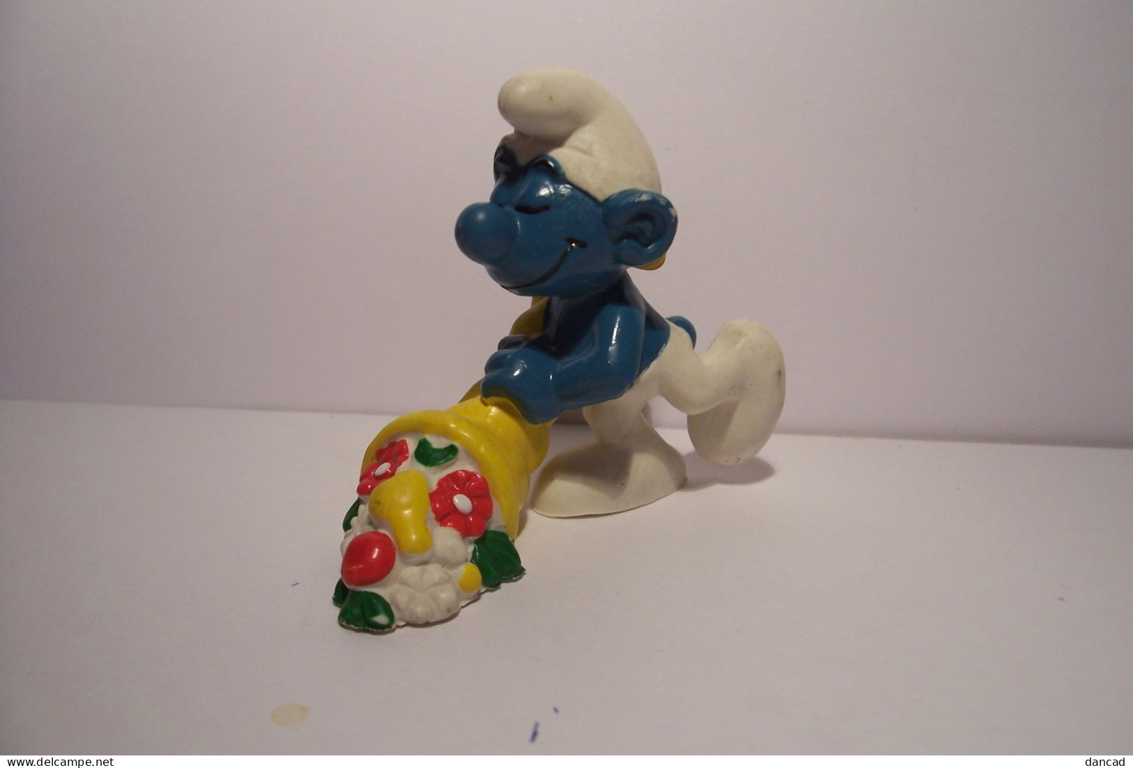 SCHTROUMPFS  -   SCHTROUMPF -  CORNE D'ABONDANCE - FLEURS -  PEYO - 1979 -SCHLEICH - Smurfs