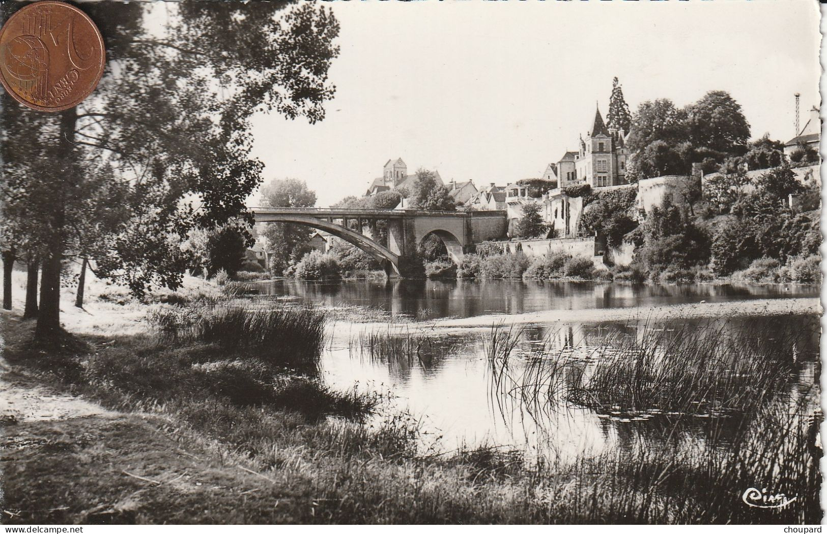 86 -  Carte Postale Semi Moderne De LA ROCHE POSAY     Les Bords De La Creuse - La Roche Posay