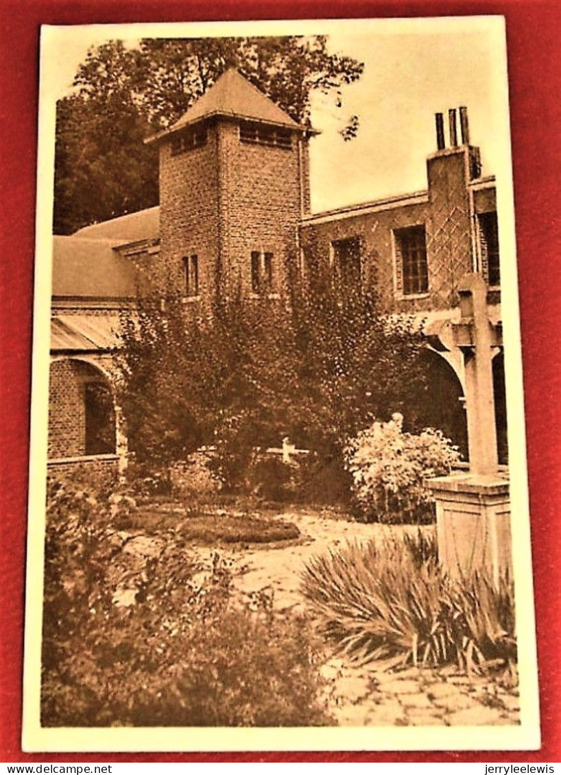 MATAGNE LA PETITE -  Carmel Saint-Albert - Un Angle Du Préau-cloîtres -  1943 - Doische