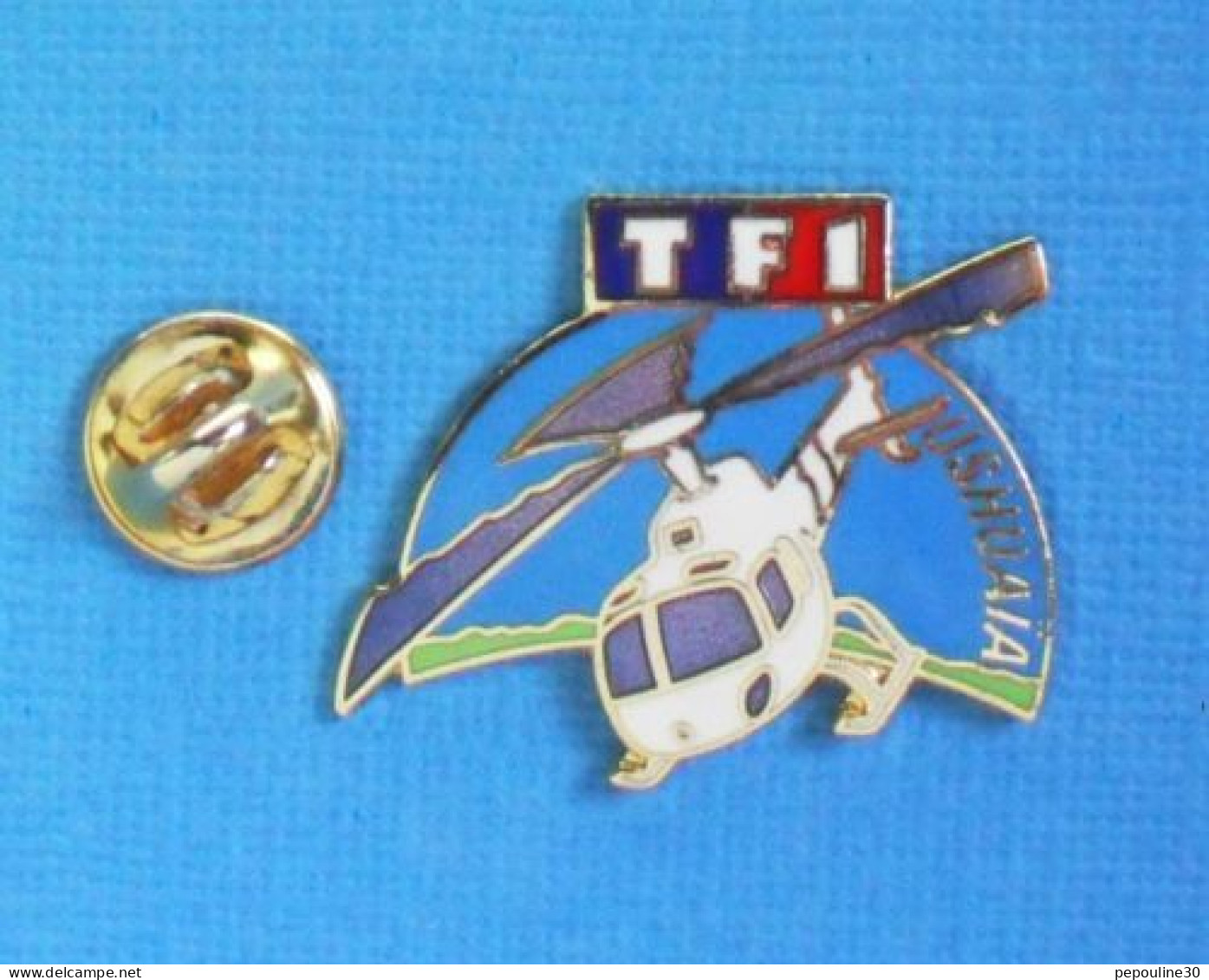 1 PIN'S //  ** HÉLICOPTÈRE BLANCHE / TF1 / USHUAÏA ** . (LMI Paris)