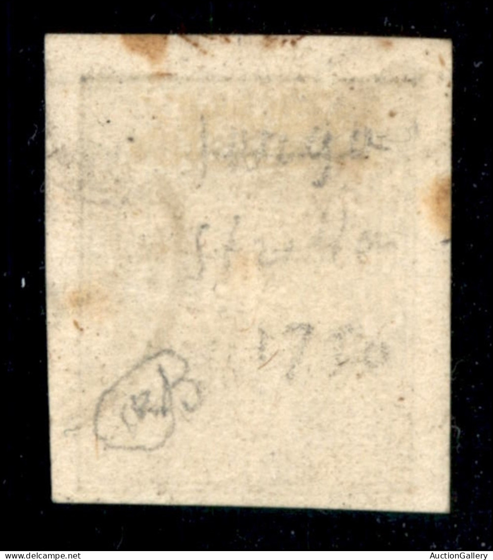 Antichi Stati Italiani - Parma - 1852 - 10 cent (2 - nero intenso) usato - angolo di foglio con vicino a sinistra