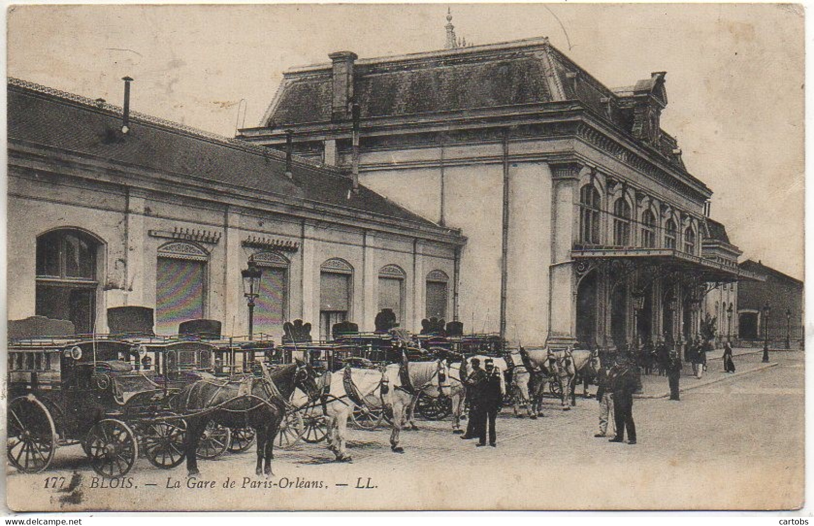 41 BLOIS    La Gare Paris-Orléans (très Animée) - Stations Without Trains