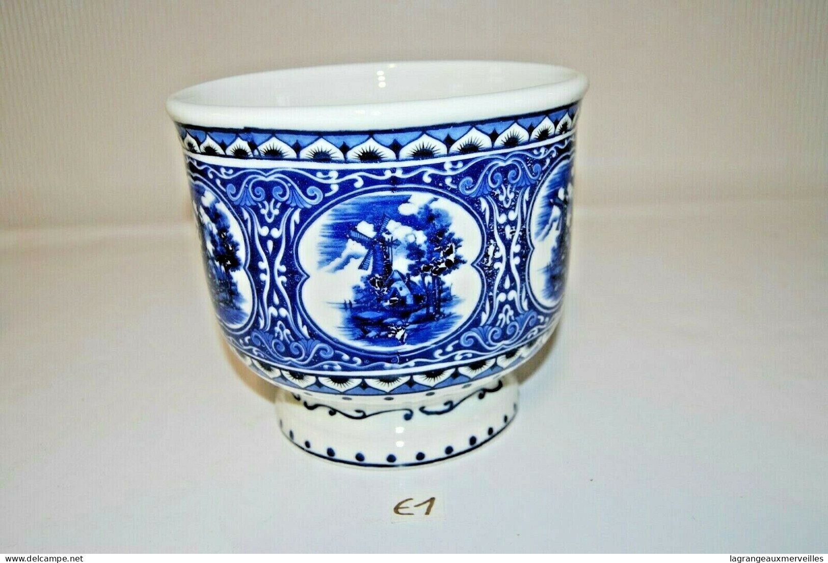 E1 Authentique Et Ancien Cache Pot - Marqué Delft T - Couronne - Delft (NLD)