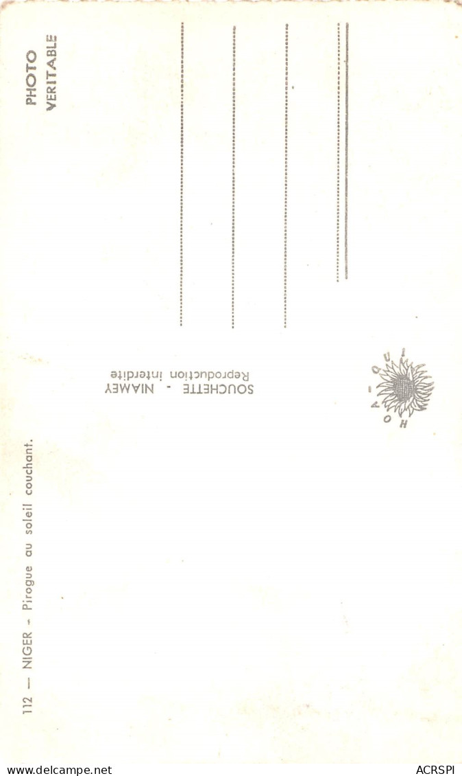 NIGER NIAMEY Pirogue Au Soleil Couchant Collection SOUCHETTE Non Circulé édition Hoa-Qui (Scan R/V) N° 15 \MP7117 - Niger