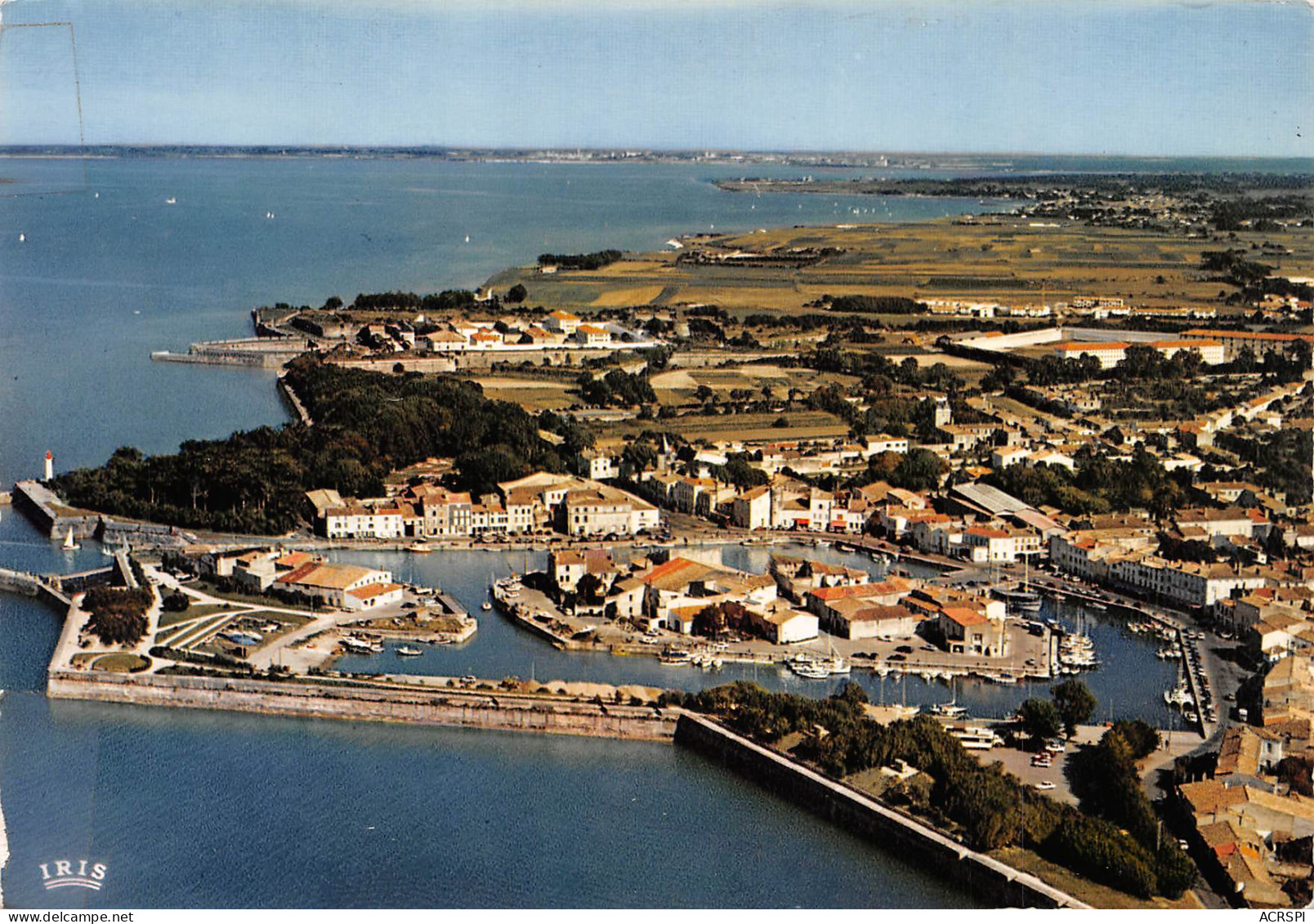 17 île De Ré SAINT-MARTIN-DE-RÉ  Vue D'ensemble Du Port (Scan R/V) N°59 \MP7144 - Saint-Martin-de-Ré