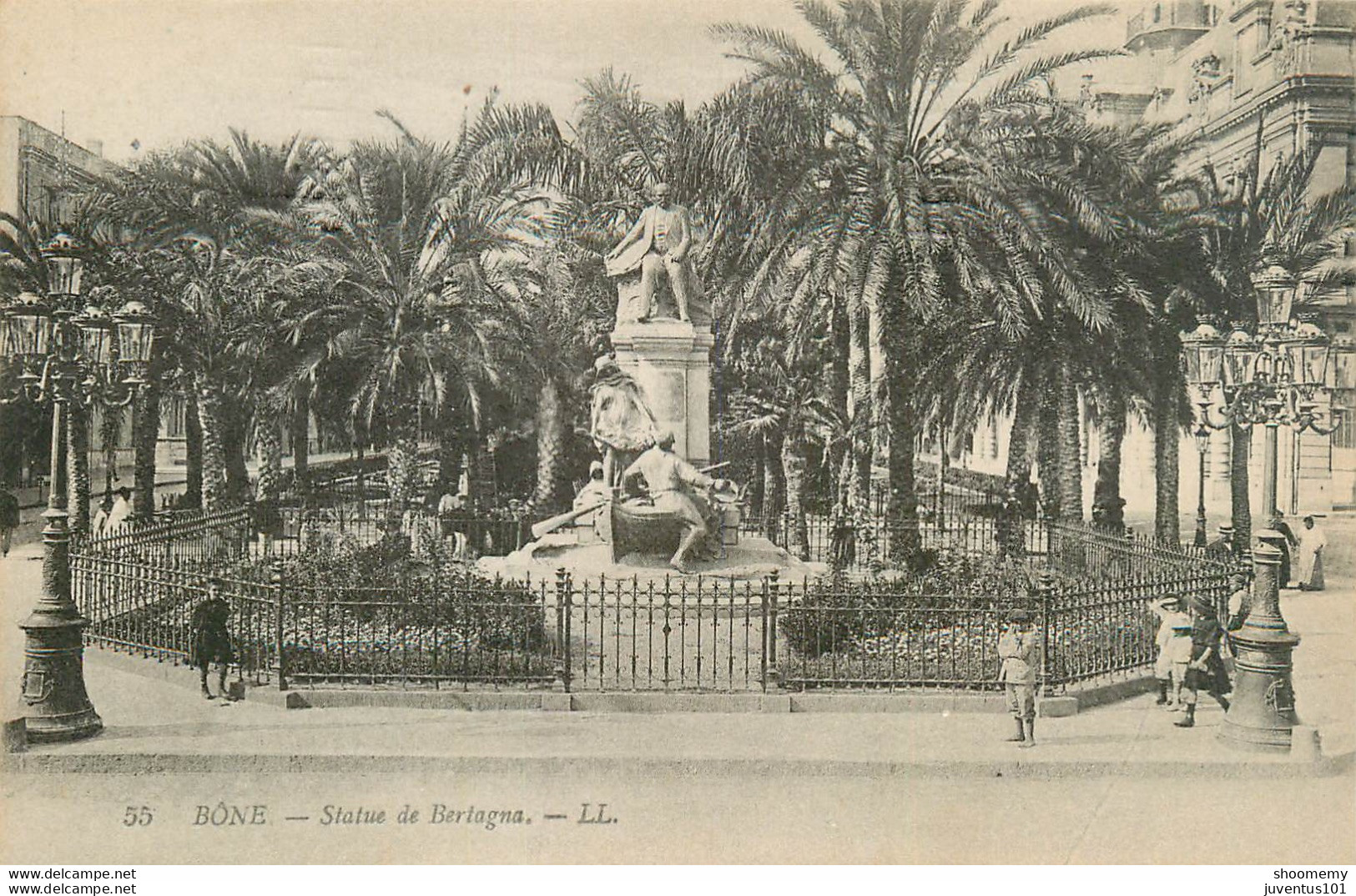 CPA Bône-Statue De Bertagna-55     L1987 - Annaba (Bône)