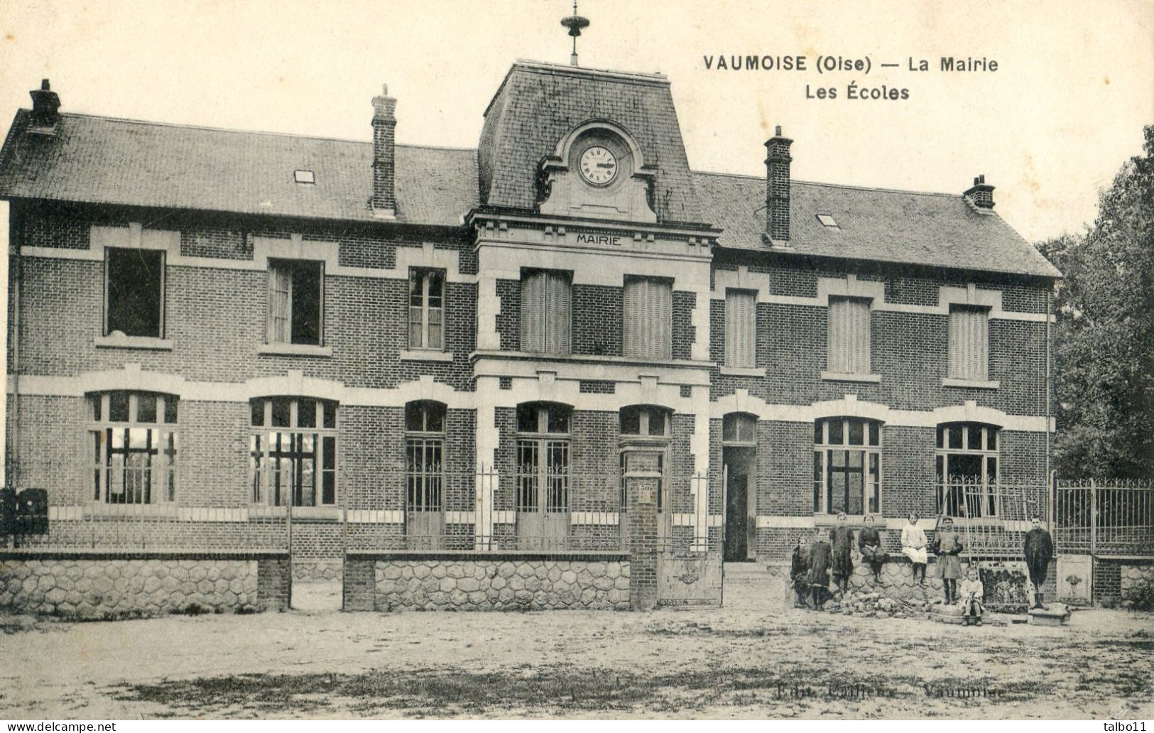 60 - Vaumoise - La Mairie , Les écoles - Vaumoise