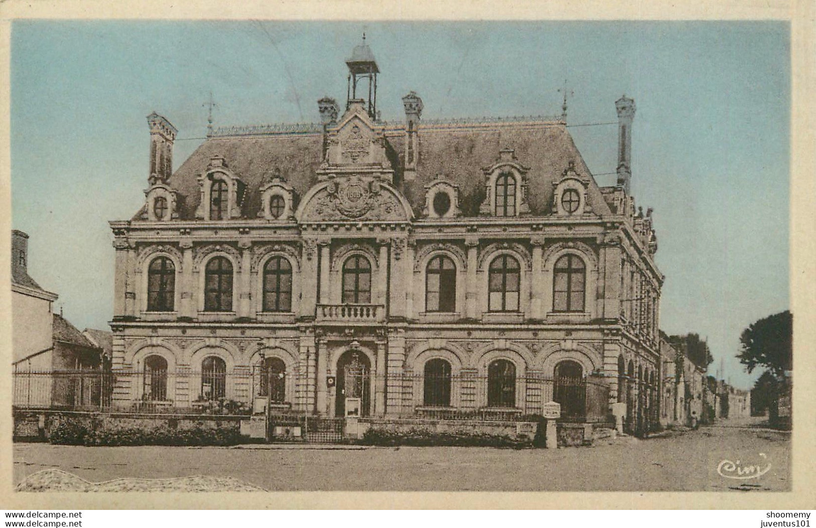 CPA Tiercé-Hôtel De Ville       L2262 - Tierce