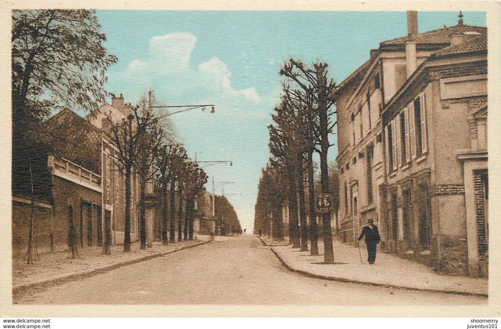 CPA Thiais-Avenue De La République    L1105 - Thiais