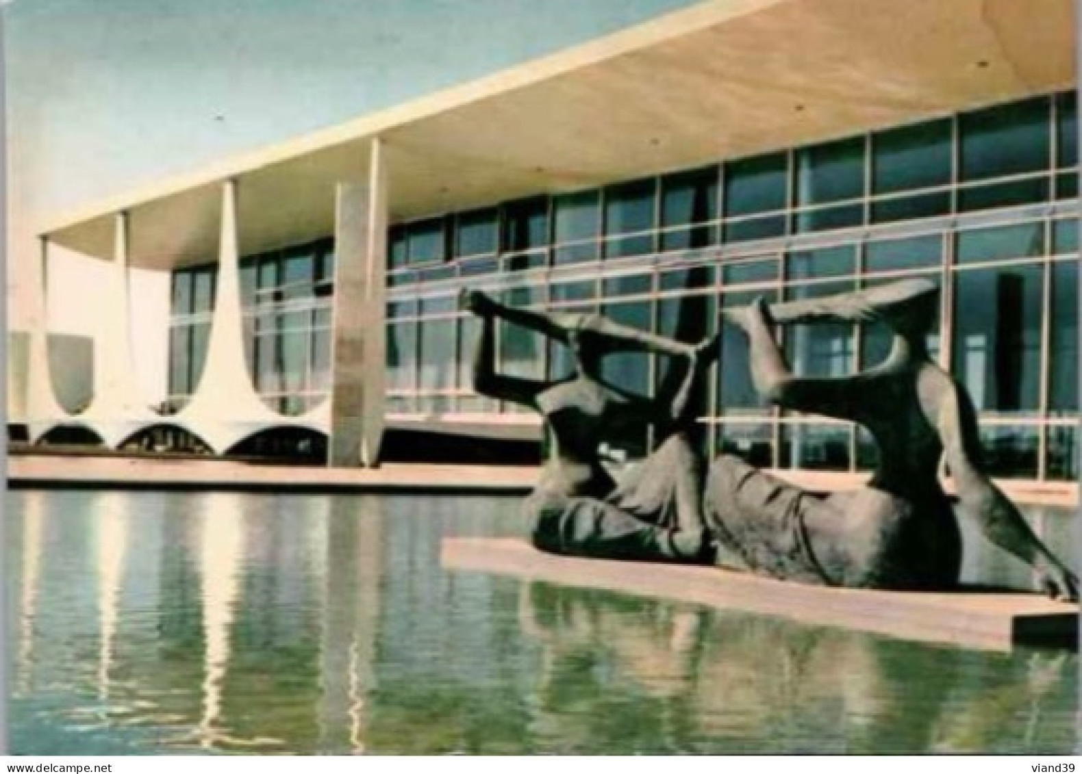 BRASILIA. -   Palacio Da Alvorada Escultura De A. Ceschiatti.  -  Palais De L'Alvorada - Brasilia