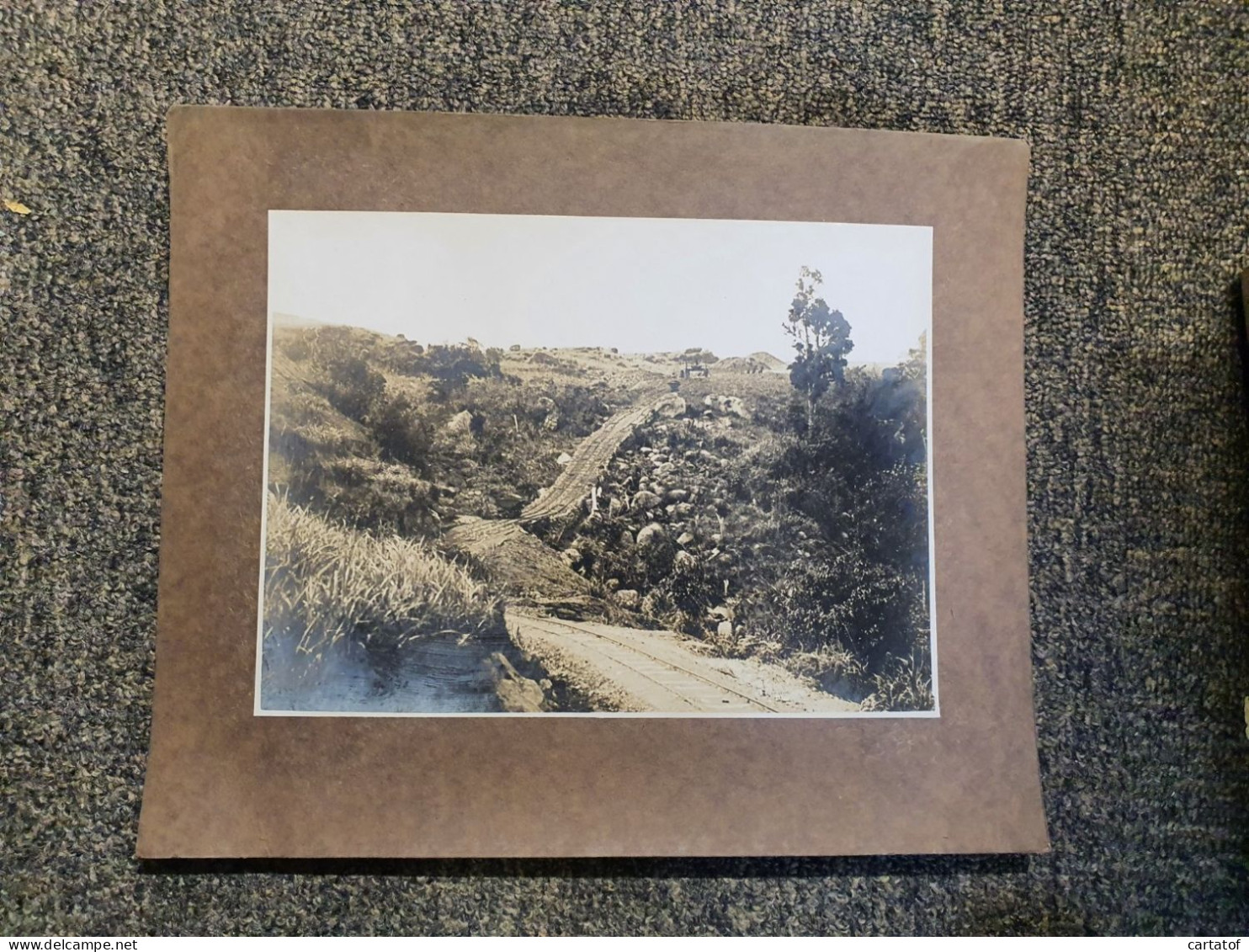 Photo De La Mine René . Charbonnages De YEN-LAP INDOCHINE Plan Incliné Et Voie Reliant Les Travaux - Asien