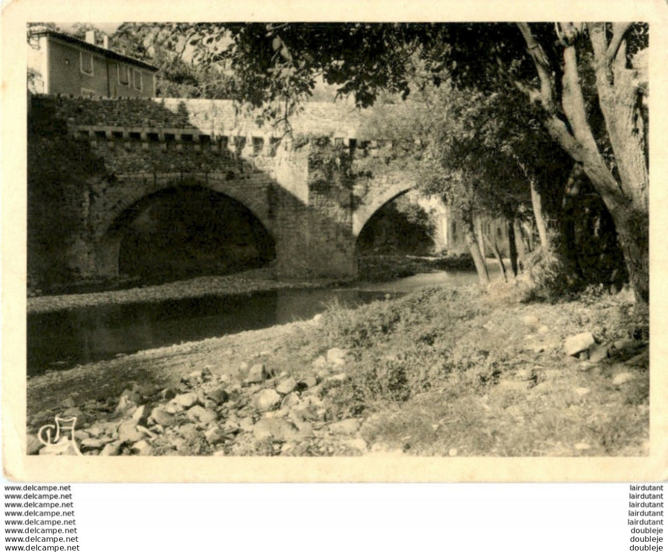 D07  VALS- LES- BAINS  Excursions-  Pont Louis XIII à Privas ..... - Privas