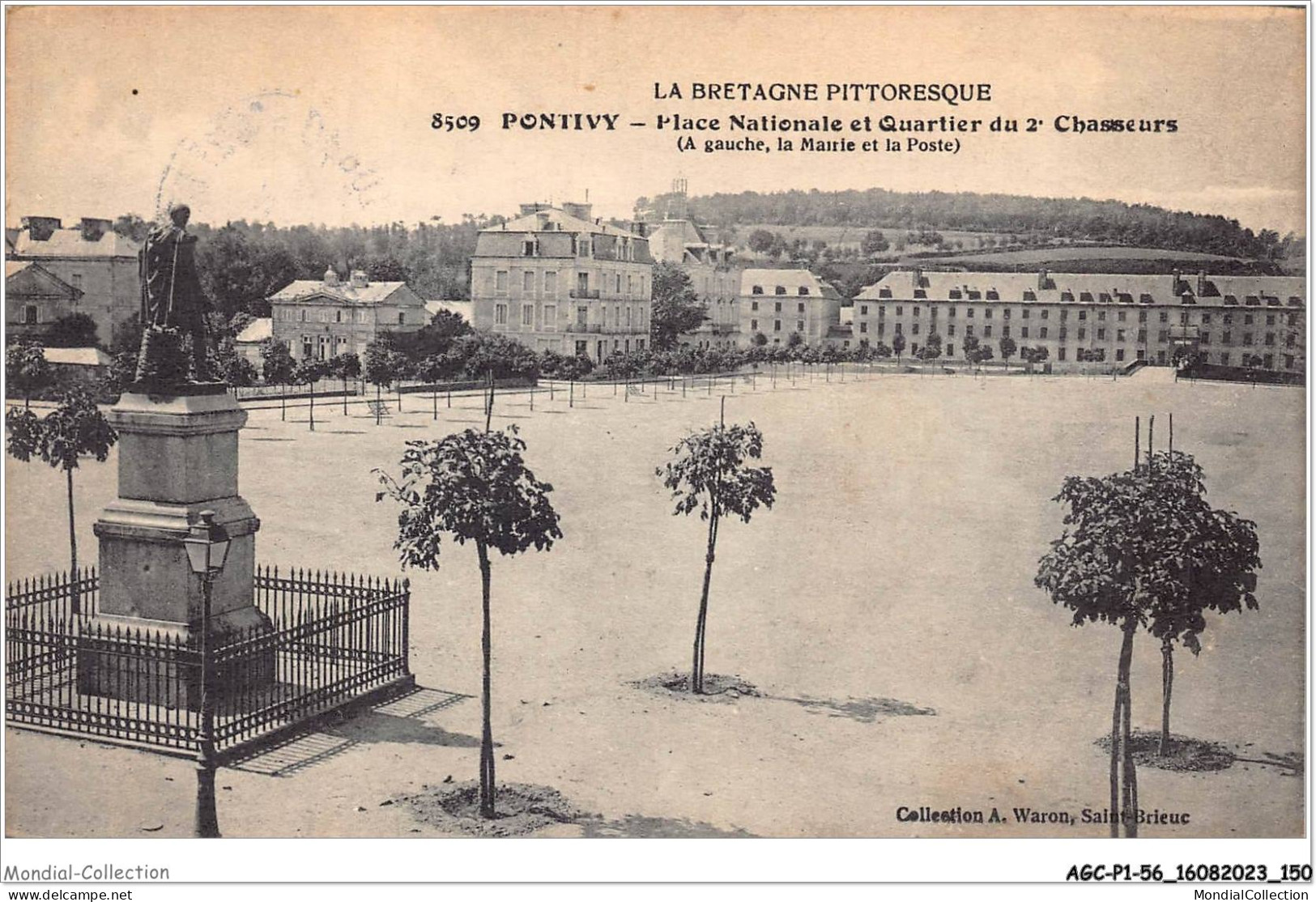 AGCP1-56-0076 - PONTIVY - Place Nationale Et Quartier Du 2e Chasseurs - Pontivy