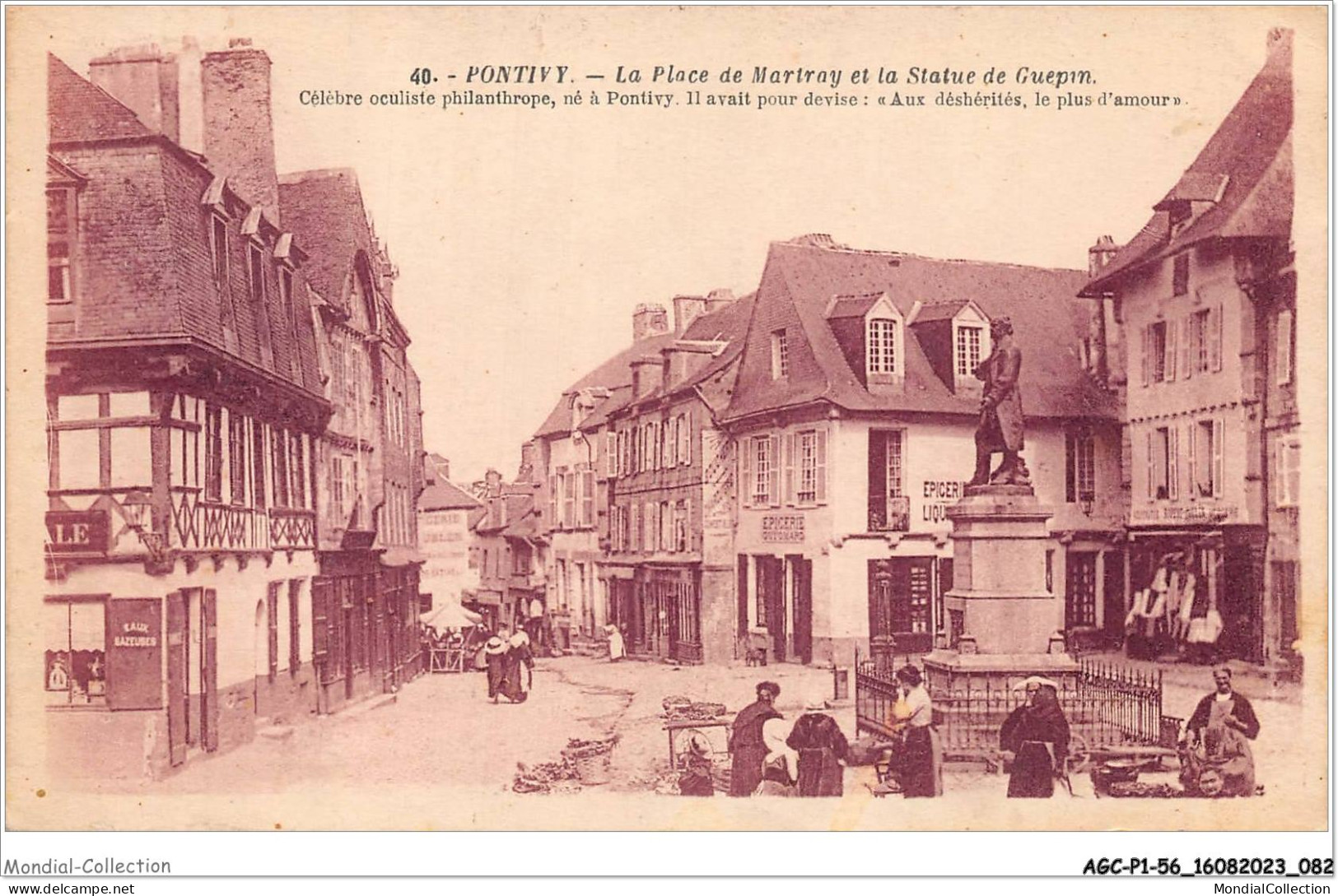 AGCP1-56-0042 - PONTIVY - La Place De MARTRAY Et La Statue De Guepin - Pontivy