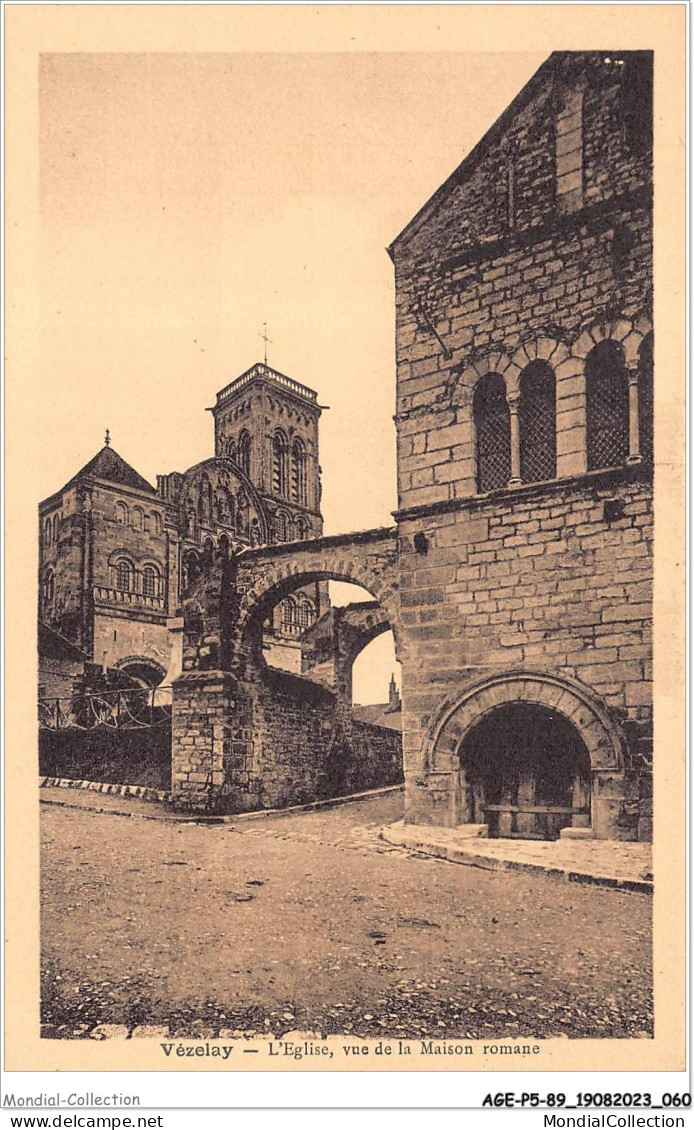 AGEP5-89-0431 - VEZELAY - L'église - Vue De La Maison Romane - Vezelay