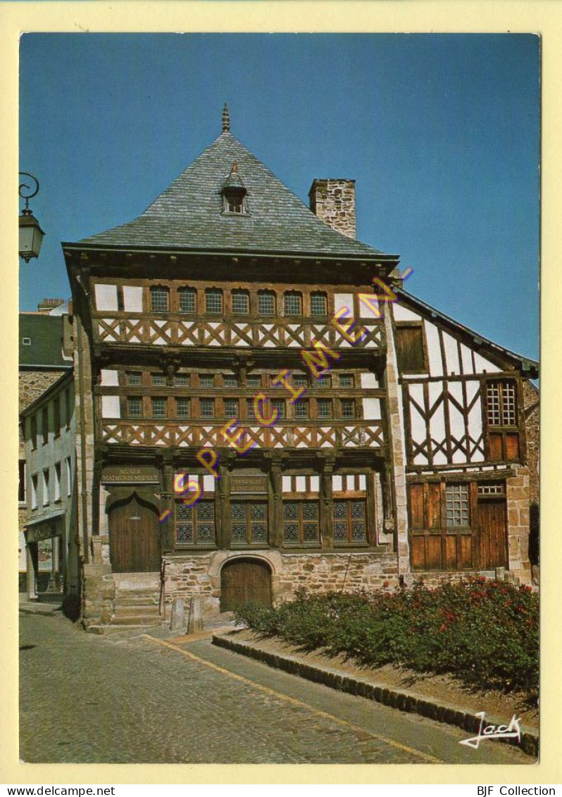 22. LAMBALLE – La Maison Du Bourreau (voir Scan Recto/verso) - Lamballe