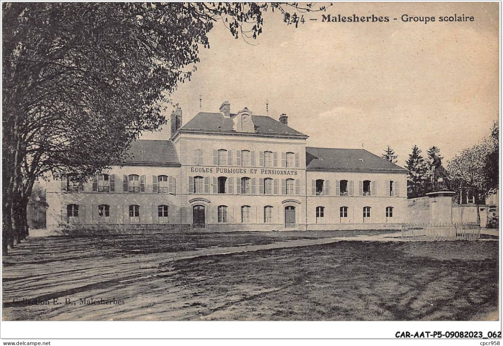 CAR-AATP5-45-0436 - MALESHERBES - Groupe Scolaire - Malesherbes