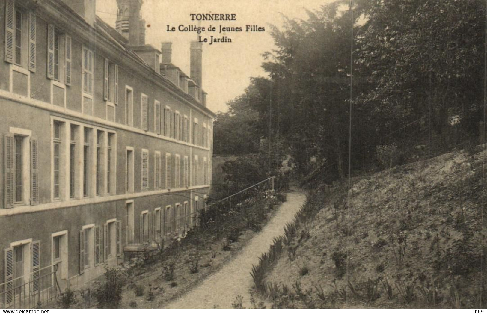 France > [89] Yonne > Tonnerre - Le Collège De Jeunes Filles - 7972 - Tonnerre