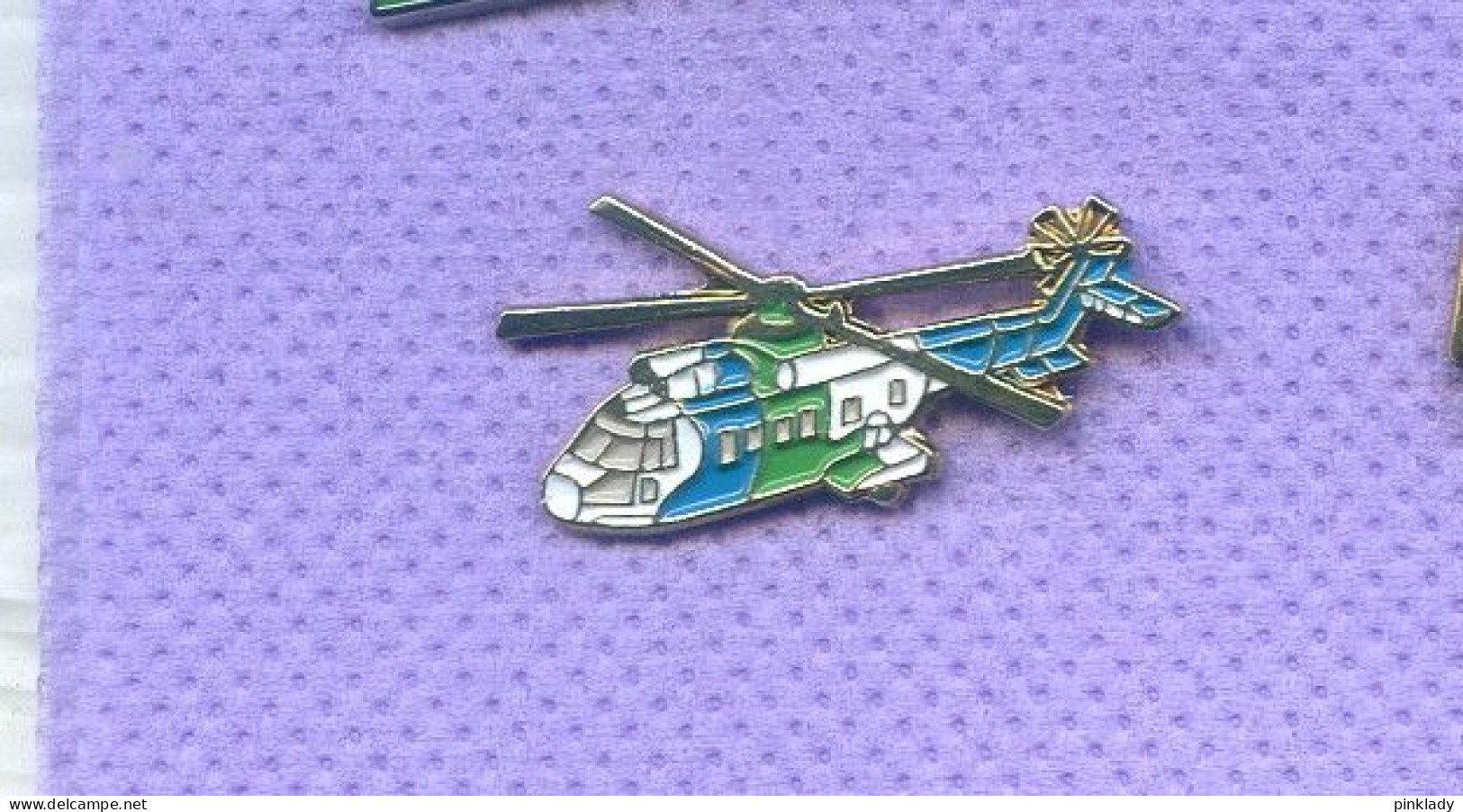 Rare Pins Helicoptere Armee ? Militaire ? J206 - Airplanes